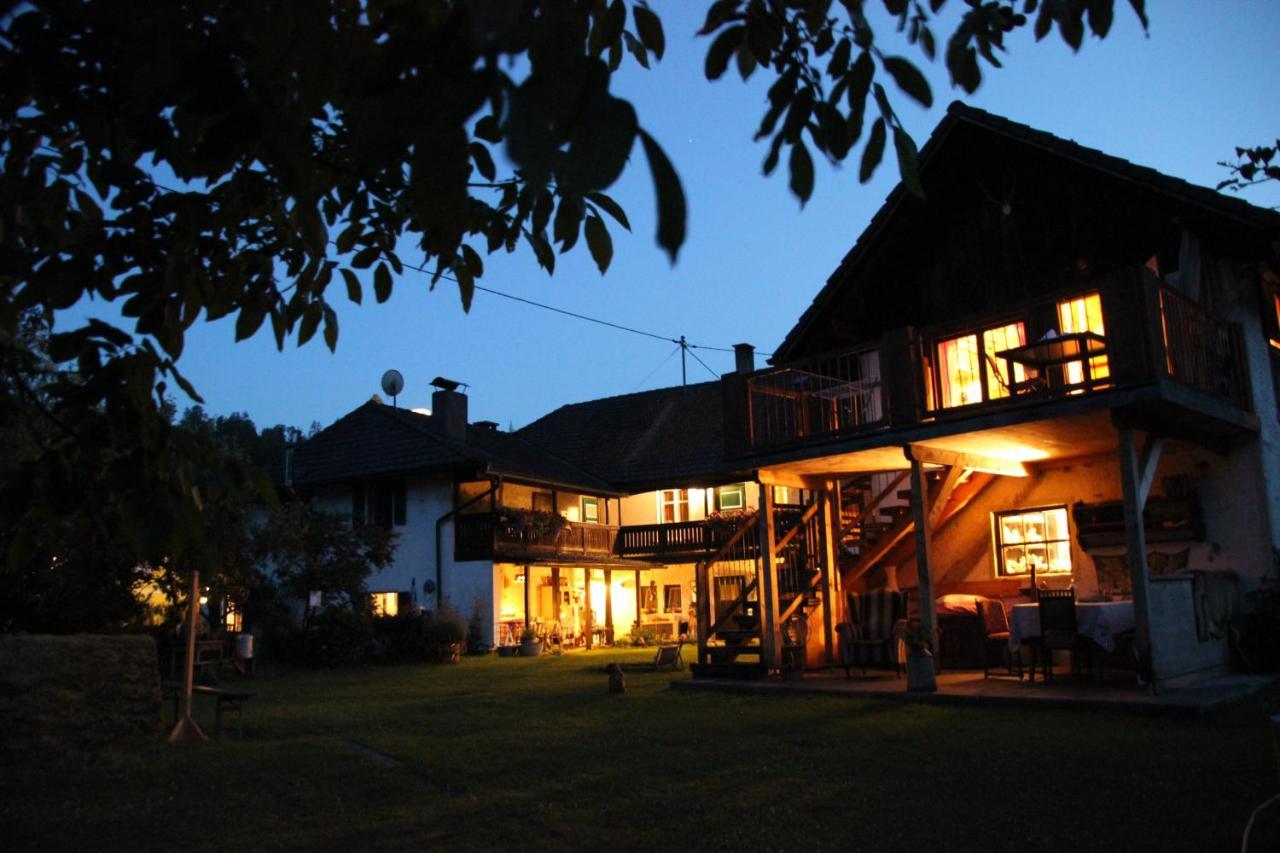 Sachserhof Ferienwohnungen In Sachsenburg Luaran gambar