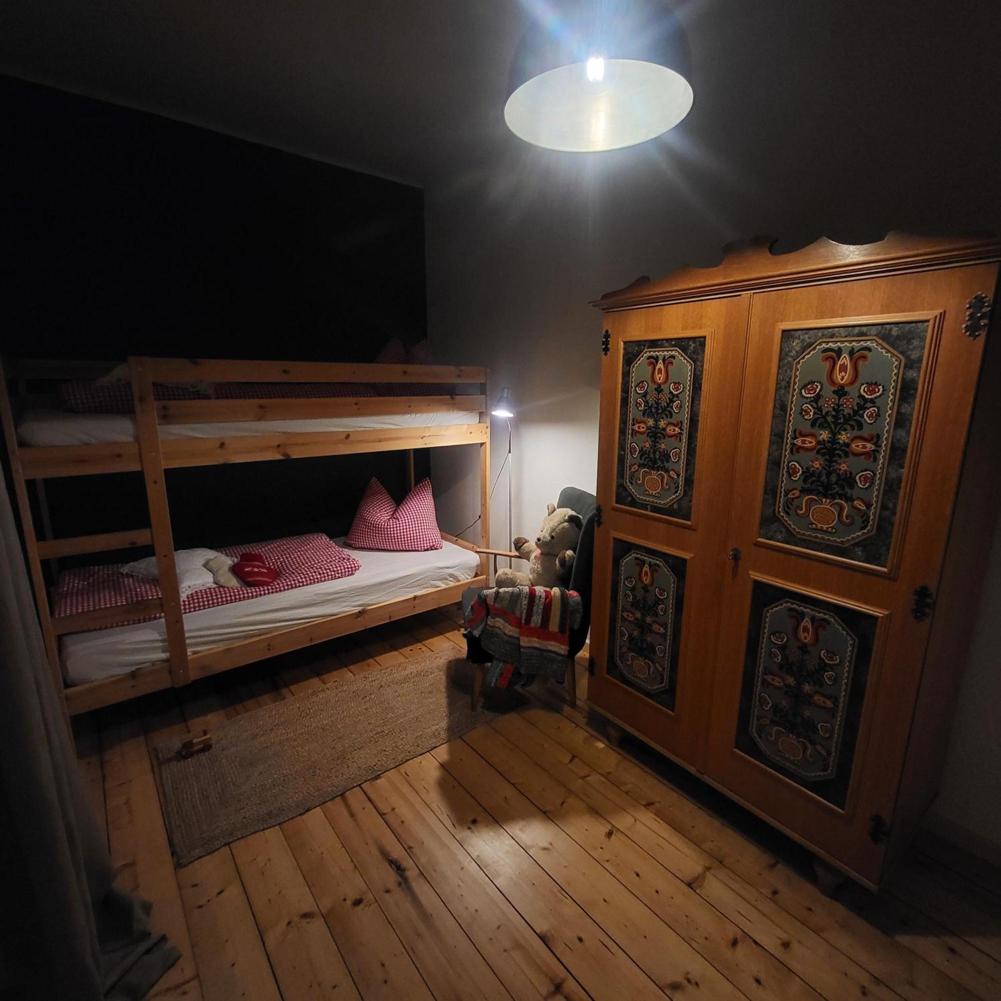 Sachserhof Ferienwohnungen In Sachsenburg Luaran gambar